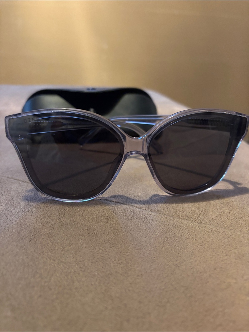 Diff Eyewear Piper Clear Cat-Eye Sunglasses with Dark Gray Lenses